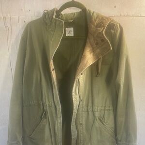 GAP Men's Hooded Field Jacket in Olive Green